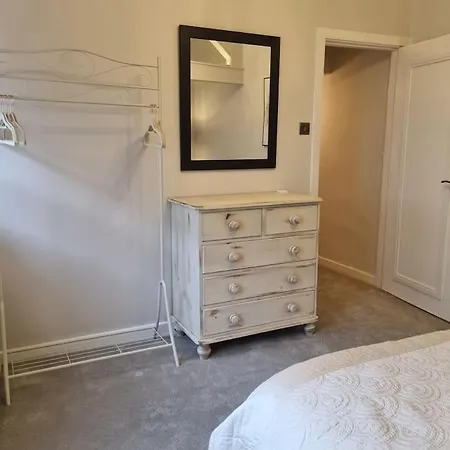 Hidden Gem. 1800s Bank Office. Town * Knaresborough